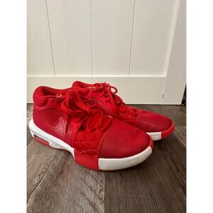 Nike LeBron Witness 8 basketball shoes in Men’s size 8.5